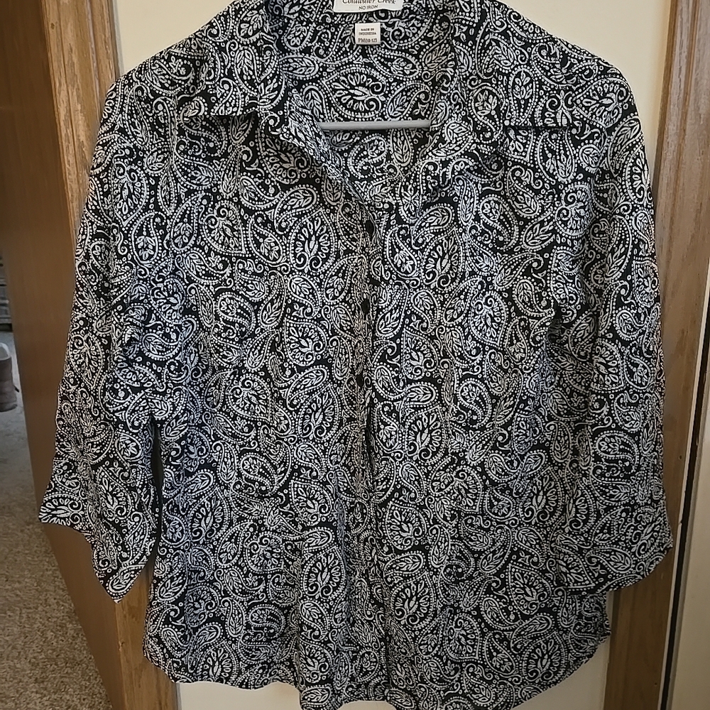 Coldwater Creek Womens Navy Blue & White Paisley Button Down Blouse Top NWOT!